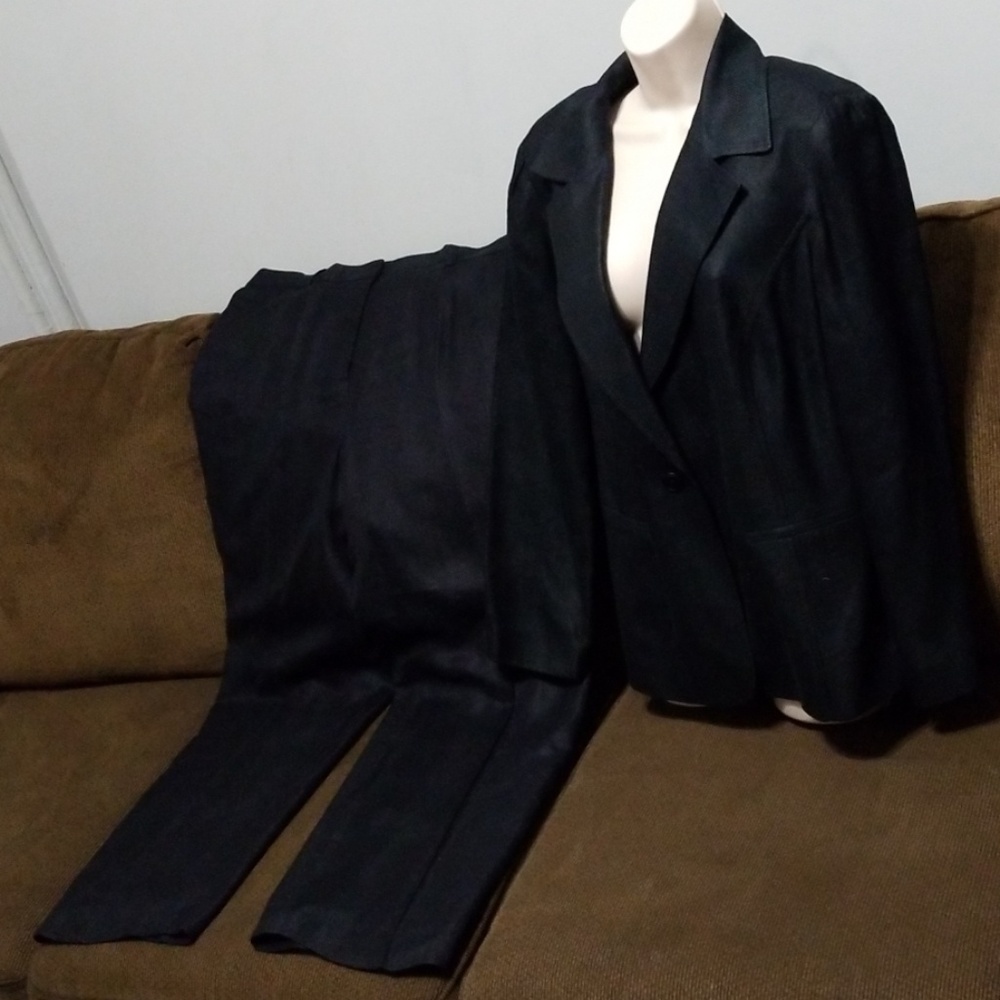 Neiman Marcus exclusive black 100% silk pant suit final markdown.